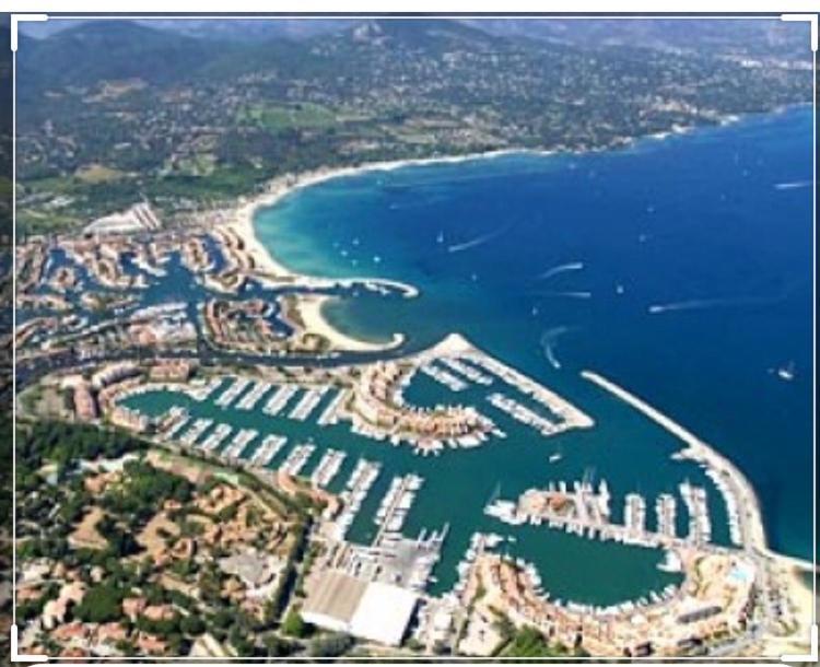 Cavalaire Vue Mer Au Loin Maisonnette Tout Equipee Pour 4 Personnes Avec Piscine Clim Wifi Velos Tv Barbecues Eksteriør bilde